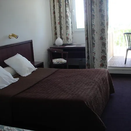 Hotel La Cheneraie 3*